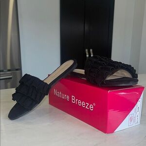 New! ✨ Women’s Black Suede Ruffle Slippers- Size 6